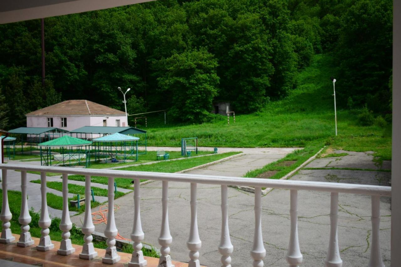 Aliq Hotel Tsaghkadzor Exterior photo