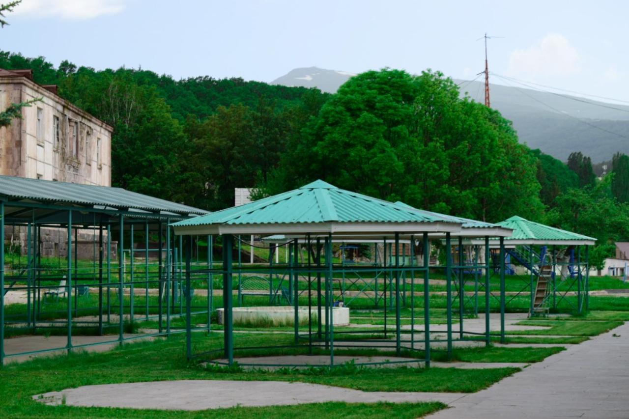 Aliq Hotel Tsaghkadzor Exterior photo